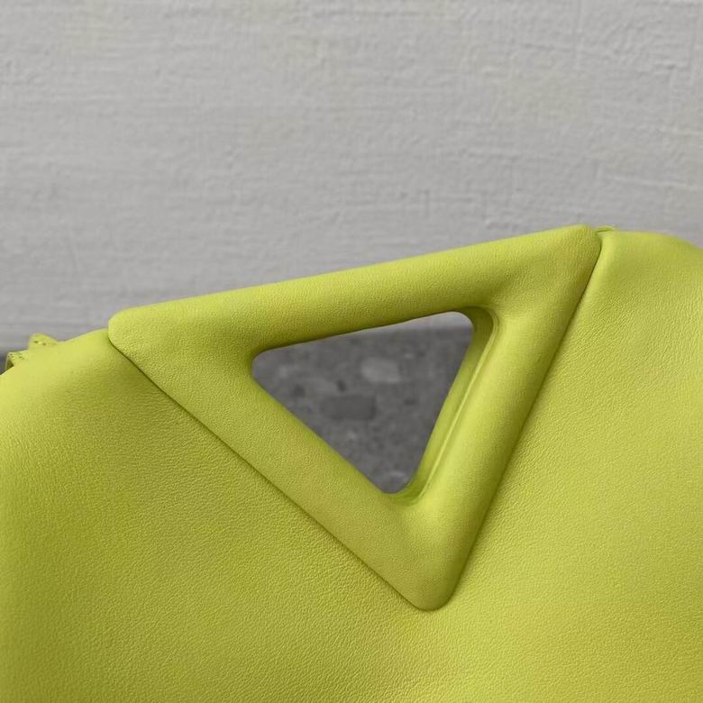 AD0192 21.5X17.5X7.5 (16)