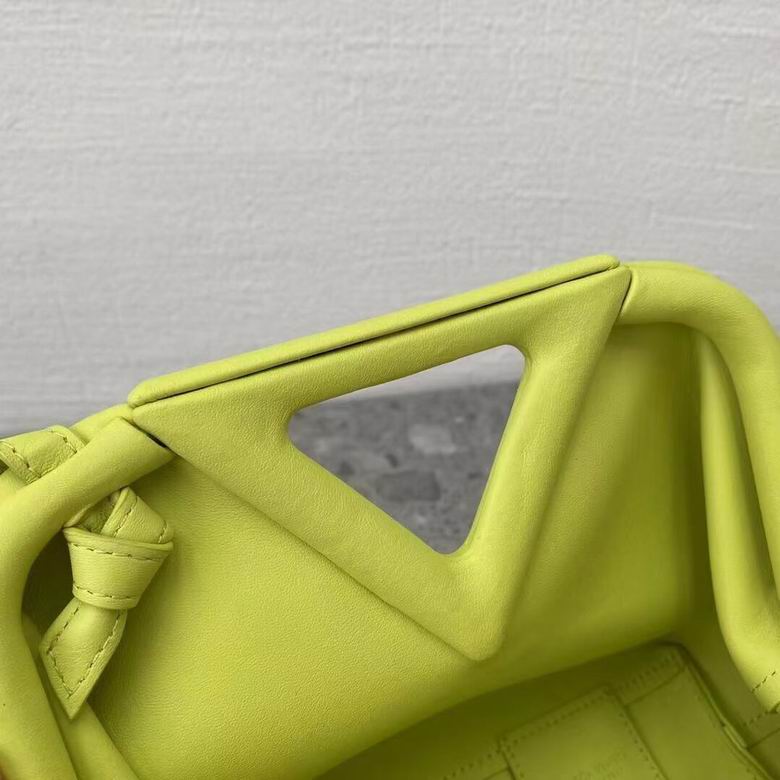 AD0192 21.5X17.5X7.5 (17)