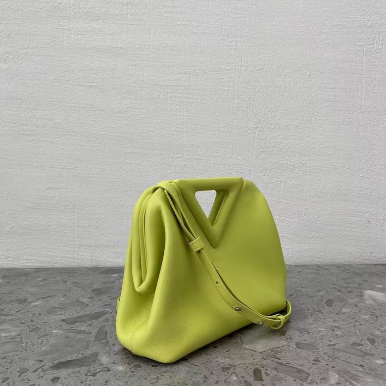 AD0192 21.5X17.5X7.5 (18)