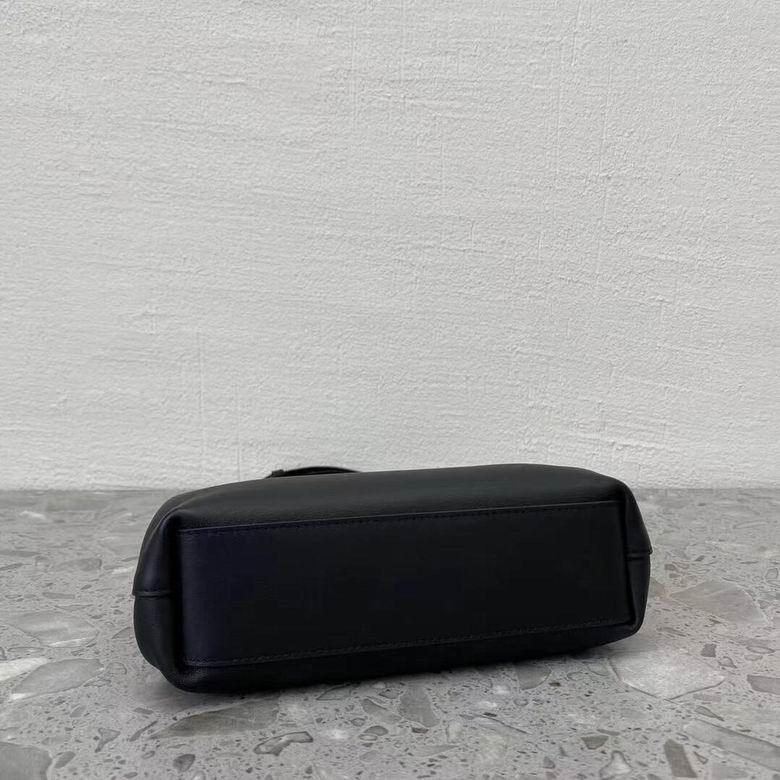 AD0192 21.5X17.5X7.5 (2)