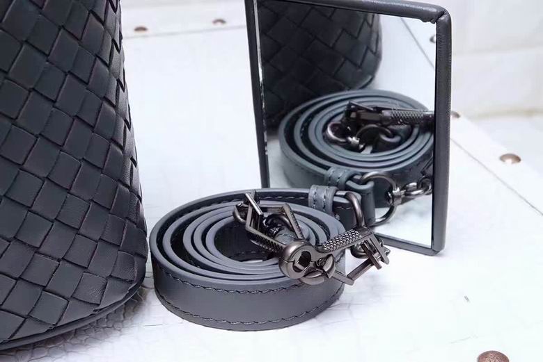 AD22155 33X28X13 (8)