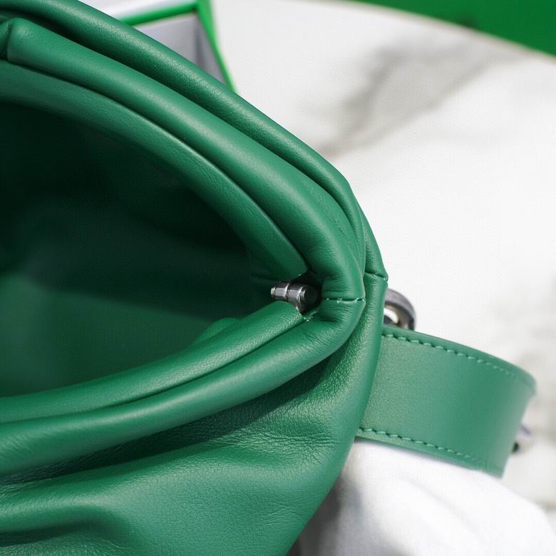 AD22159 22X13X5 (24)