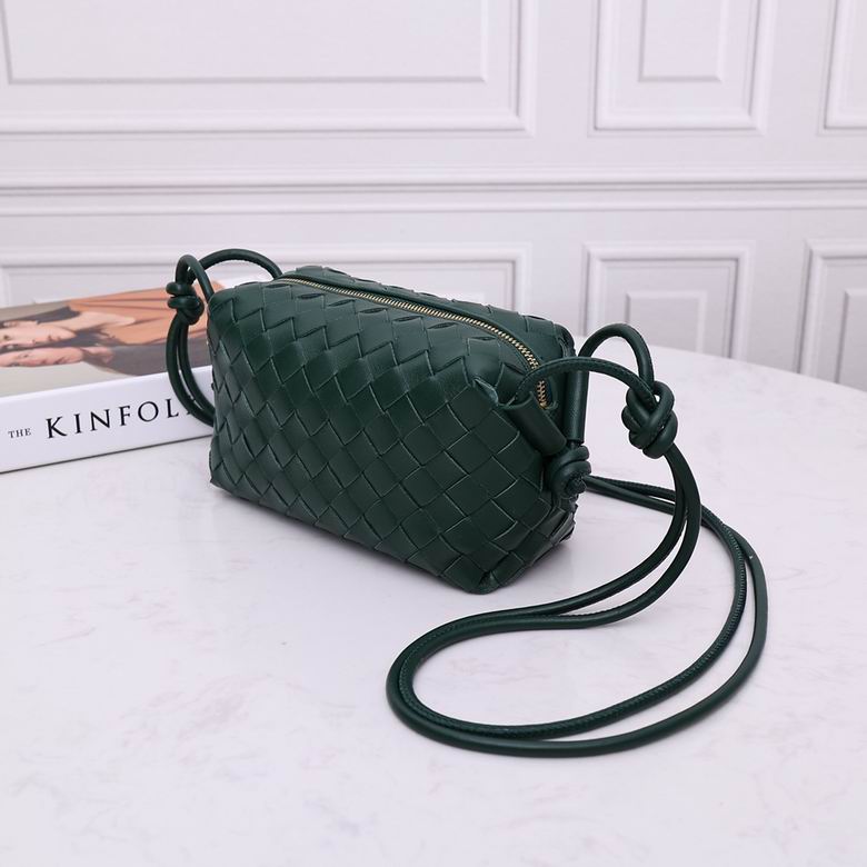 AD880949 17X10X6 (11)