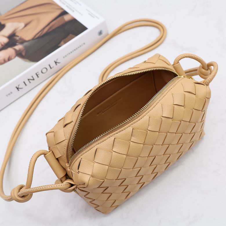 AD880949 17X10X6 (6)