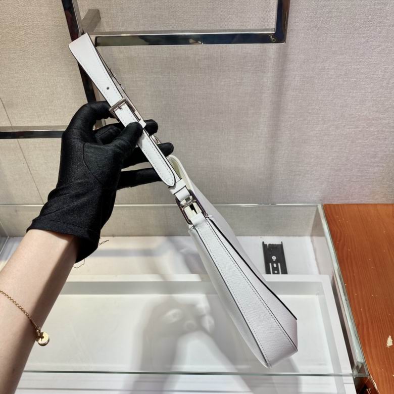 AP1BD156 30X18.5X4 (5)