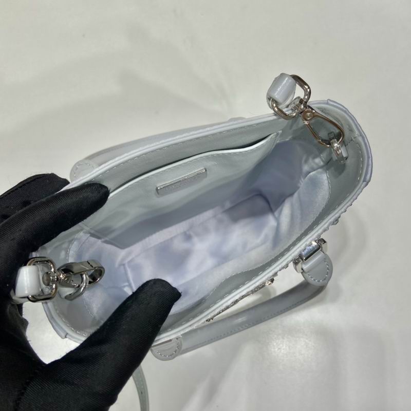 AP1BG331 15X17.5X5 (8)