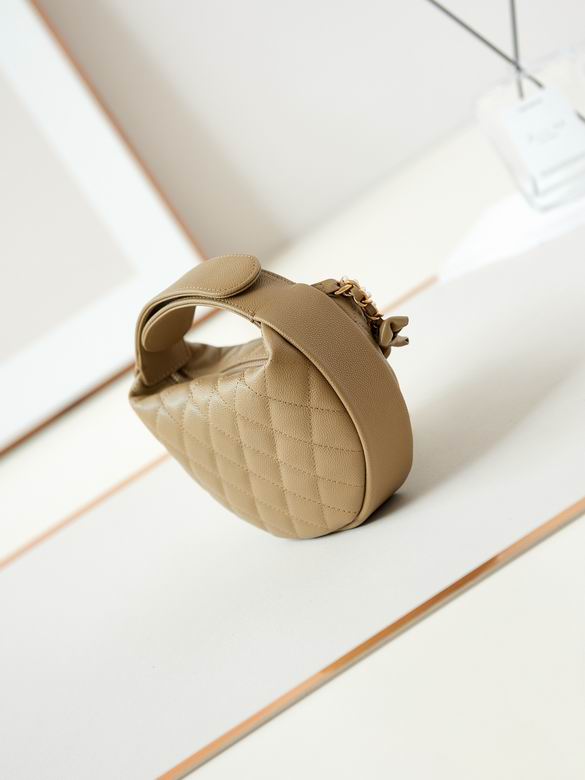 AP3943 17X18X7cm BL 4