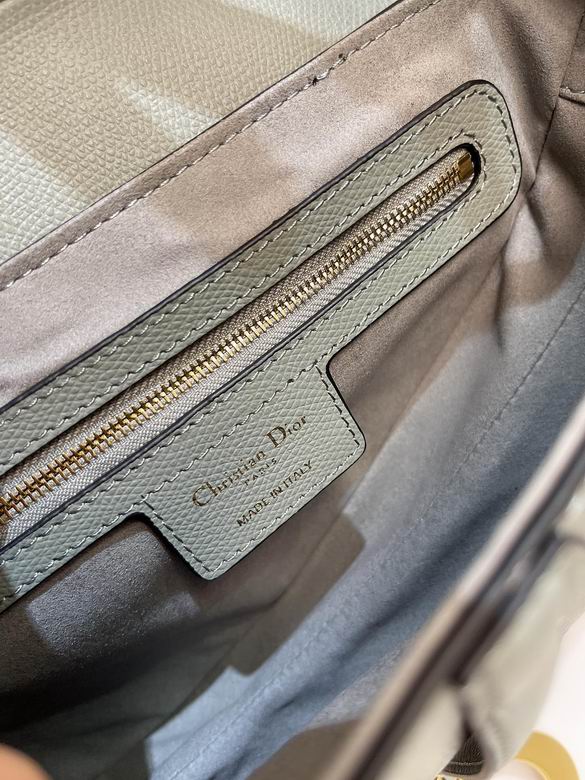 AX2112277 25.5X20X6.5 (31)