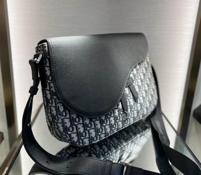 AX2112278 36.5X24.5X5.5 (9)