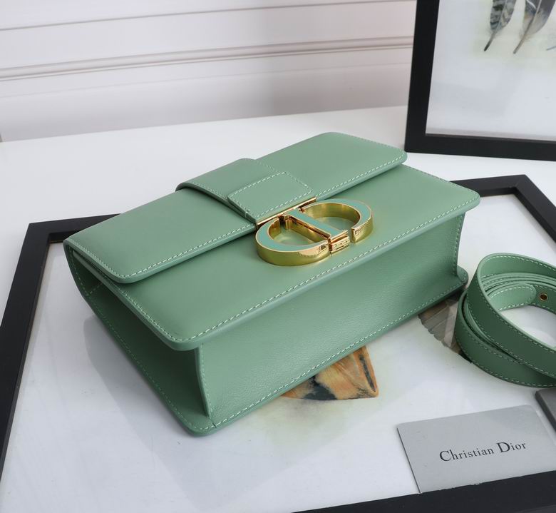 AXD6712 24 x 17 x 8 (23)