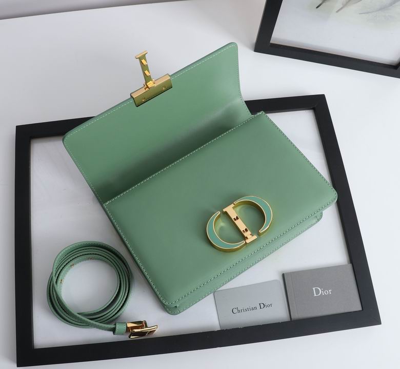 AXD6712 24 x 17 x 8 (24)