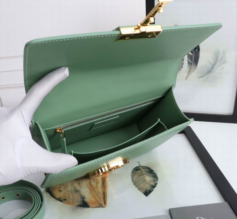 AXD6712 24 x 17 x 8 (27)