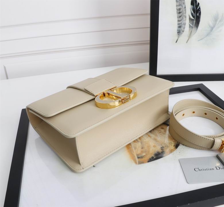 AXD6712 24 x 17 x 8 (5)