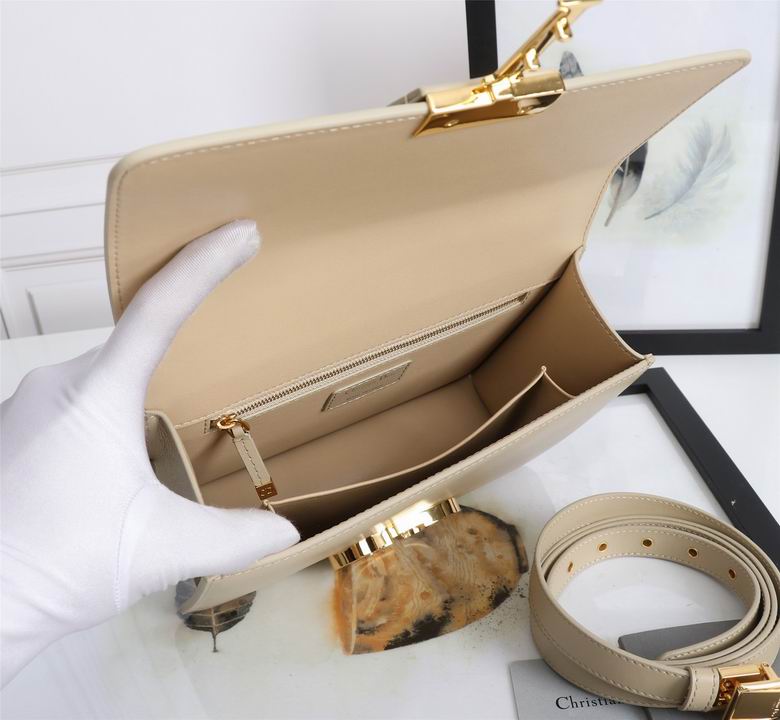 AXD6712 24 x 17 x 8 (7)