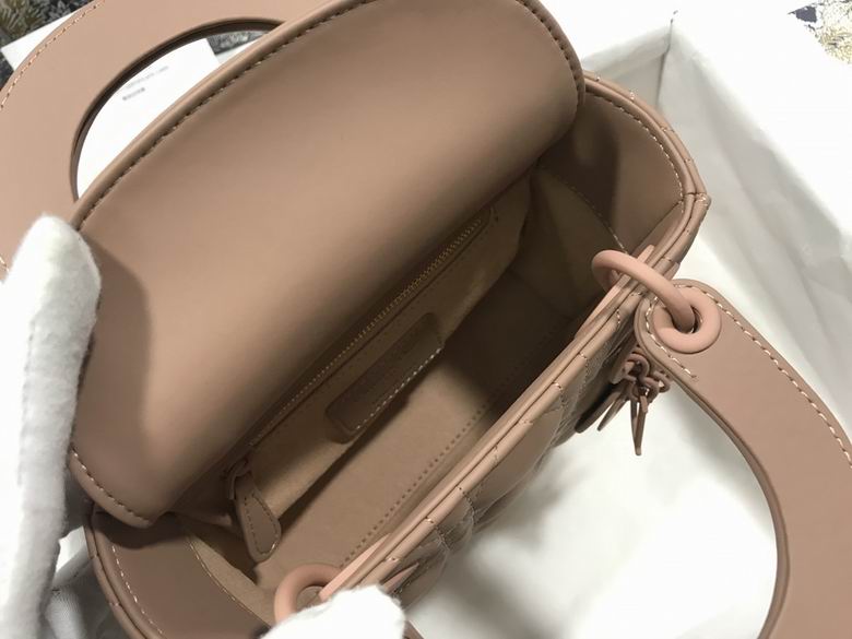 AXM0564 17 x 15 x 7 (26)