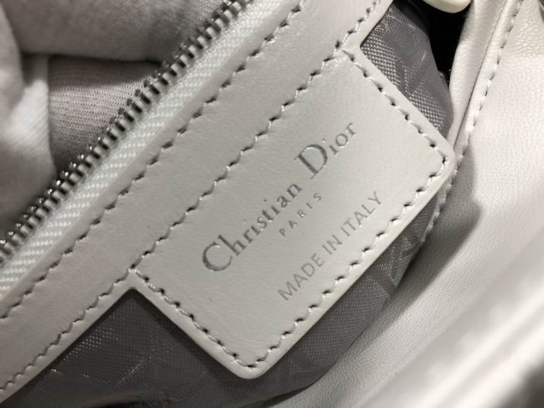 AXM44551 24×20×11 (35)