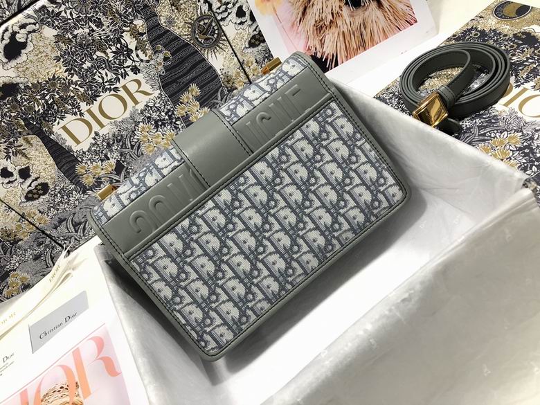 AXM9203 24X17X8 (11)