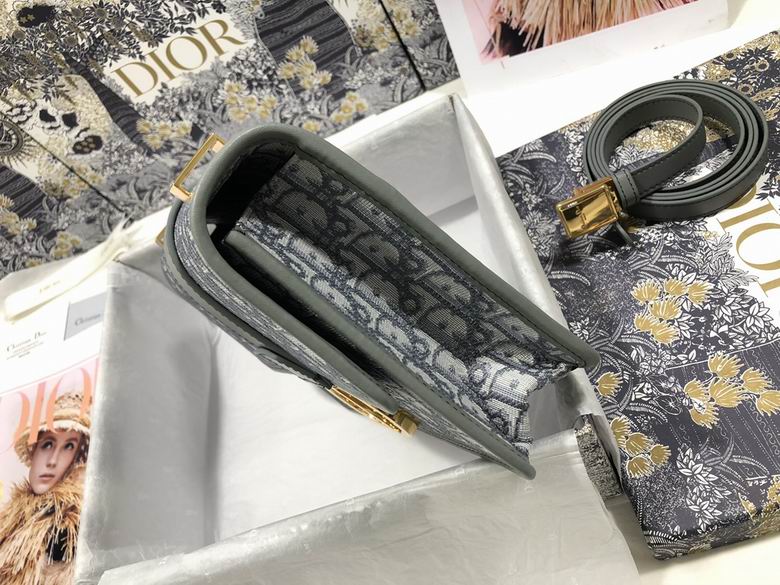 AXM9203 24X17X8 (14)