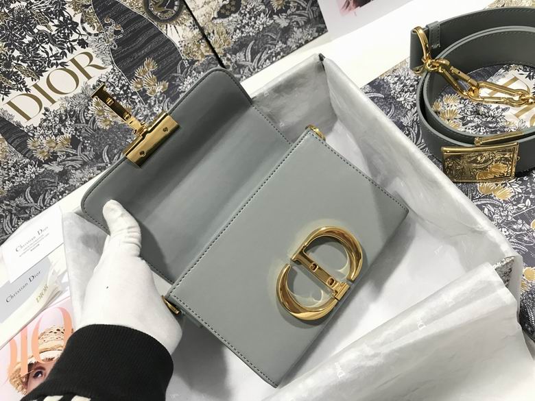 AXM9204 17.5x 11.5 x 5 (33)