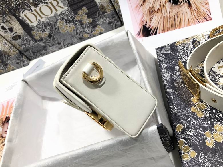 AXM9204 17.5x 11.5 x 5 (7)