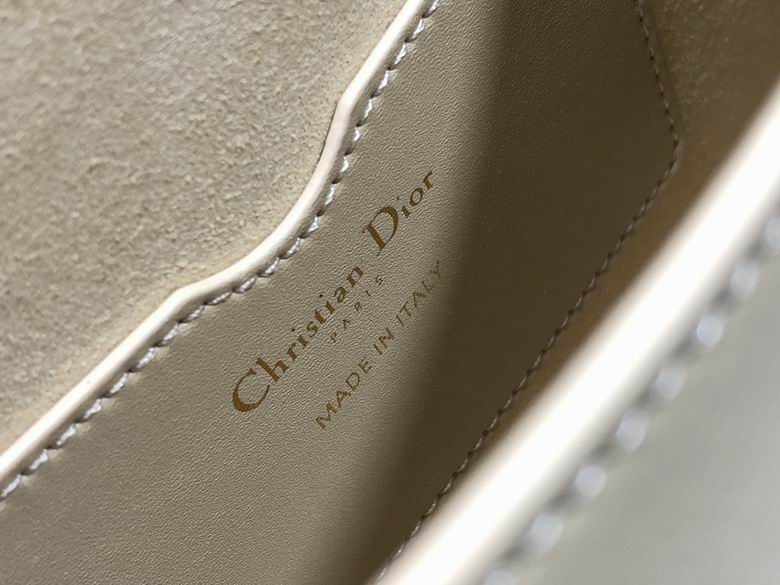 AXM9319 22 x 17x 6 (15)