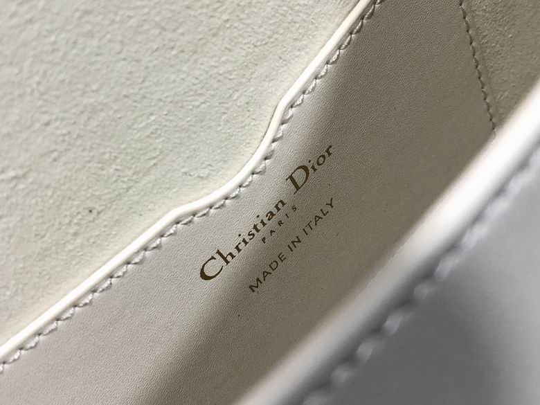 AXM9319 22 x 17x 6 (24)