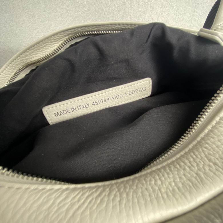 BF403 上长40X下长25X高20X宽5 (14)