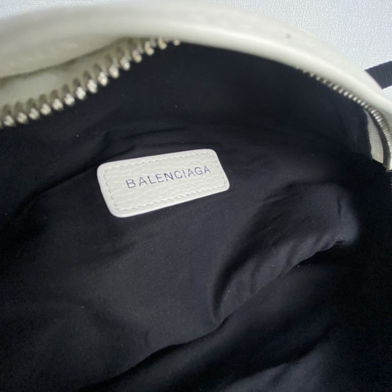 BF403 上长40X下长25X高20X宽5 (16)