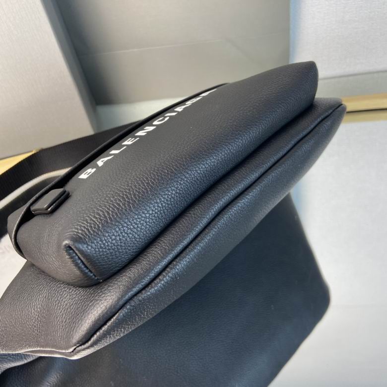 BF403 上长40X下长25X高20X宽5 (6)