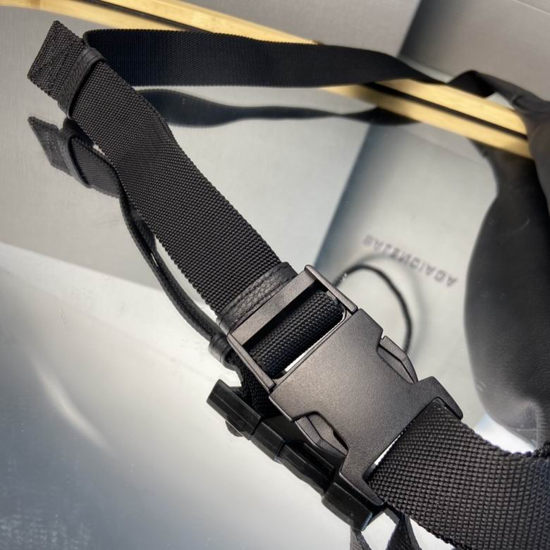 BF403 上长40X下长25X高20X宽5 (8)