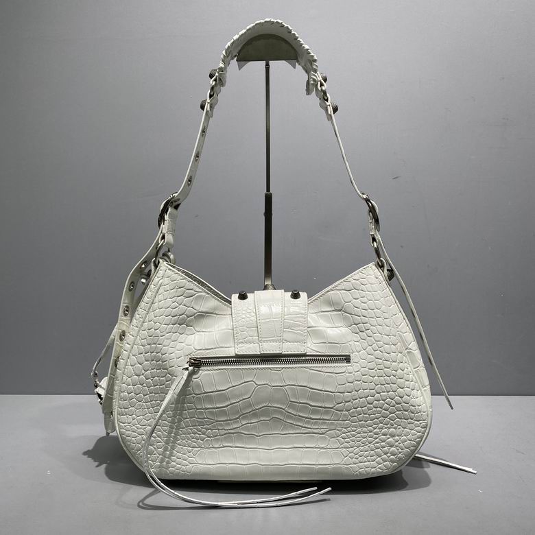 BF92345 37X25X14 (12)