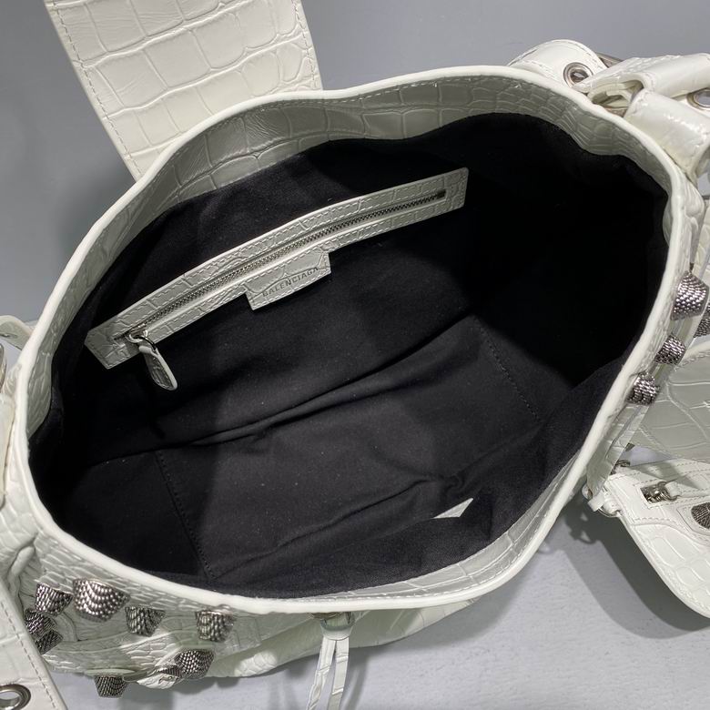 BF92345 37X25X14 (17)