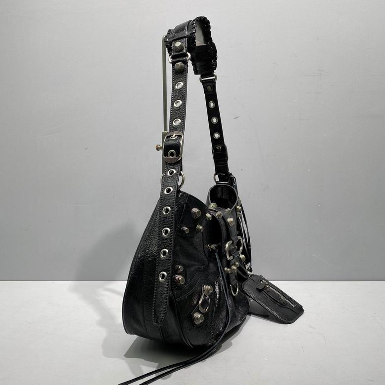 BF92345 37X25X14 (2)