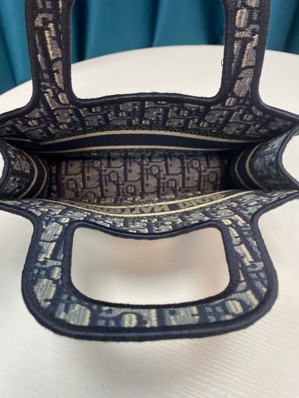 BIMML0201300 23x17x7 (7)