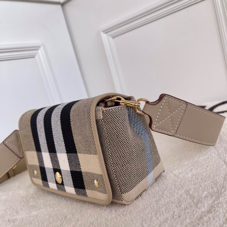 BO21122324 18X8X12 (9)