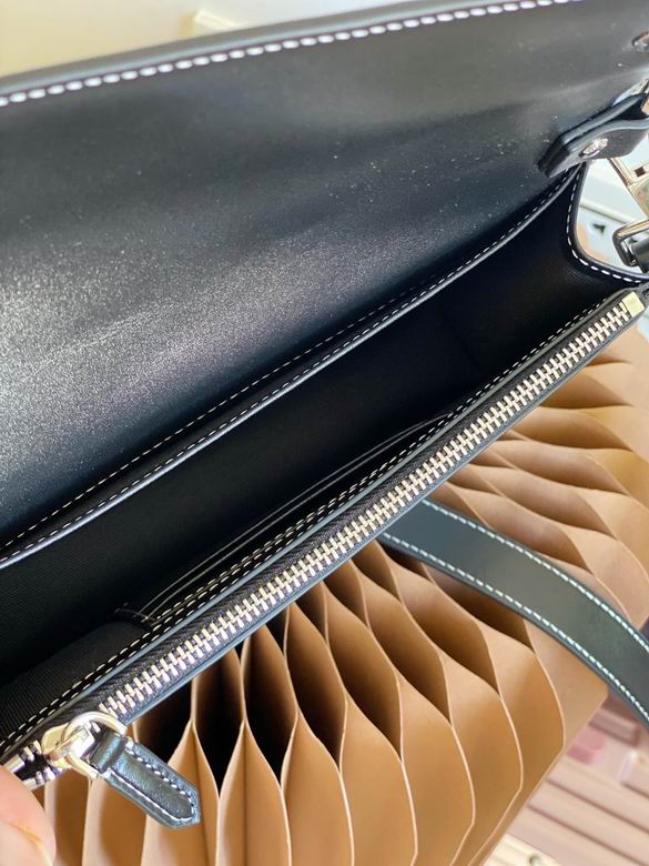 BO2112234 20X5X13 (9)