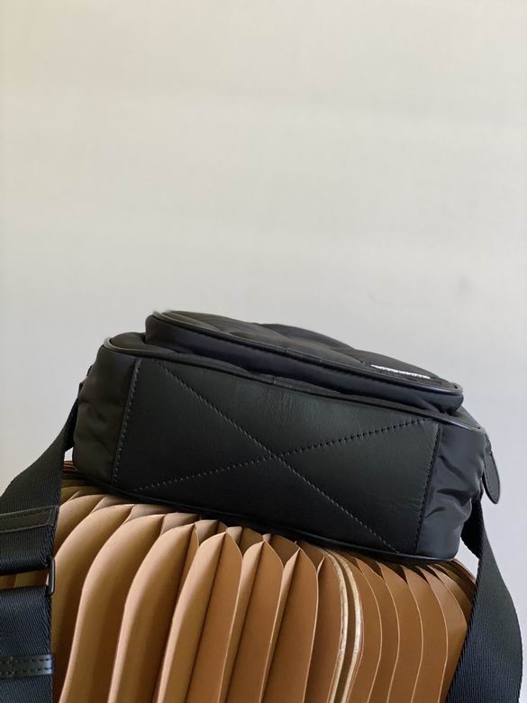 BO2112236 22.5X8.2X14.5 (4)