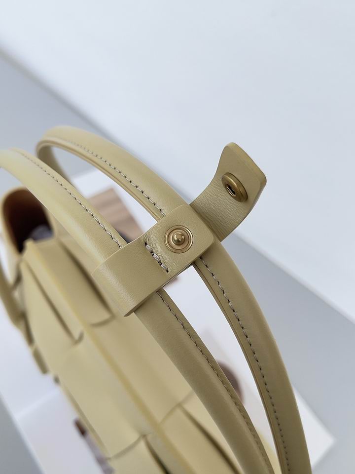 BV Arco 33木薯色 38x33x6cm CN (5)