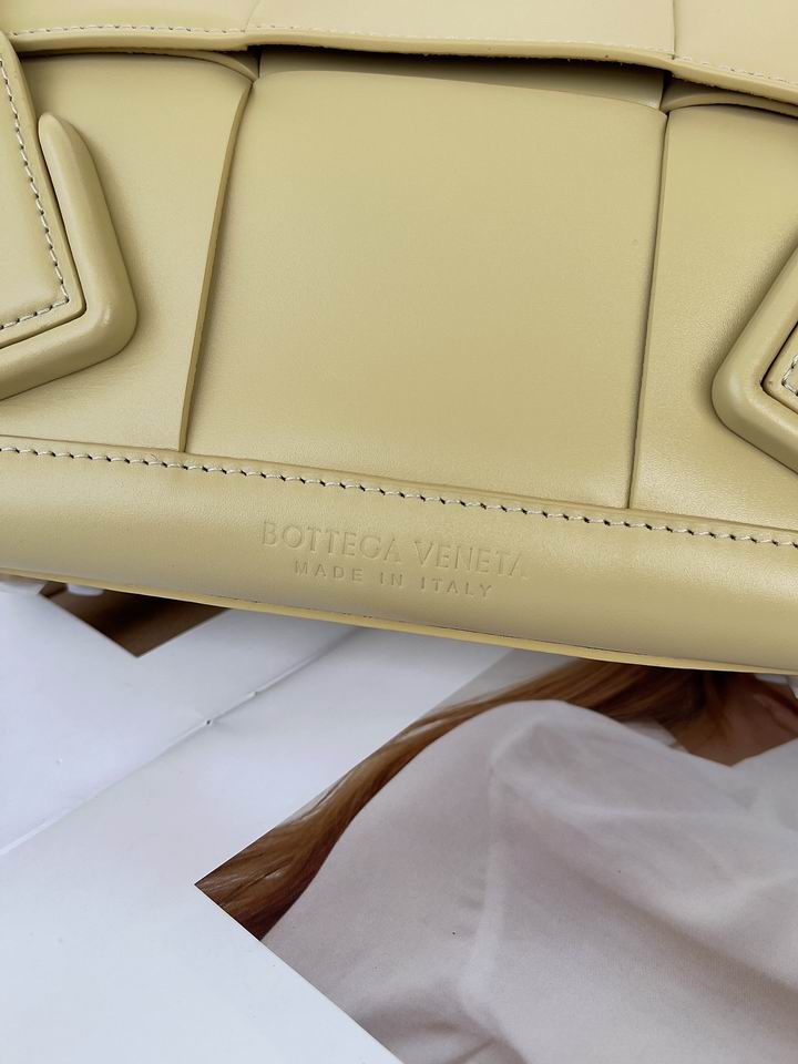 BV Arco 33木薯色 38x33x6cm CN (6)