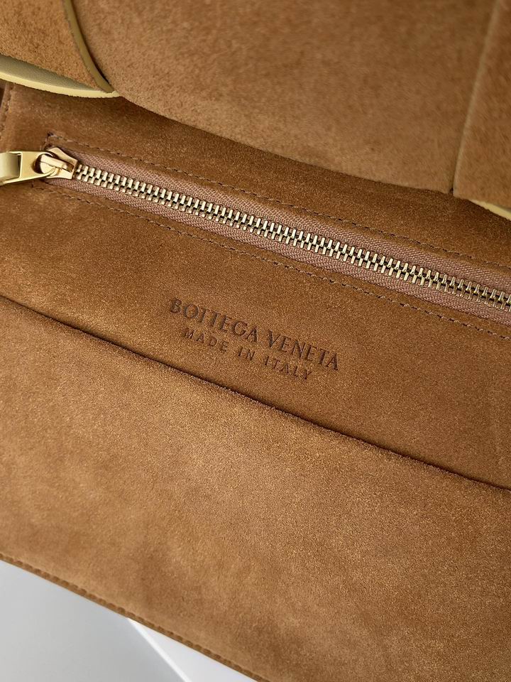 BV Arco 33木薯色 38x33x6cm CN (8)