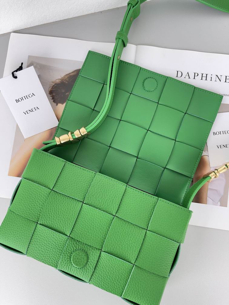 BV Cassette 666870 23x15x5.5cm CN (9)