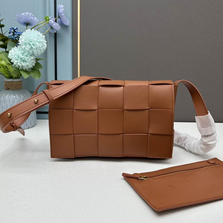 BV3030 26X18X8cm XM 4 (1)