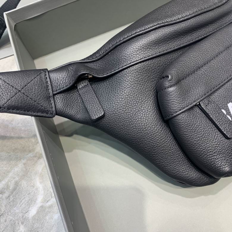 Balenciaga 上长30x下长19x高16x宽3cm FY (3)