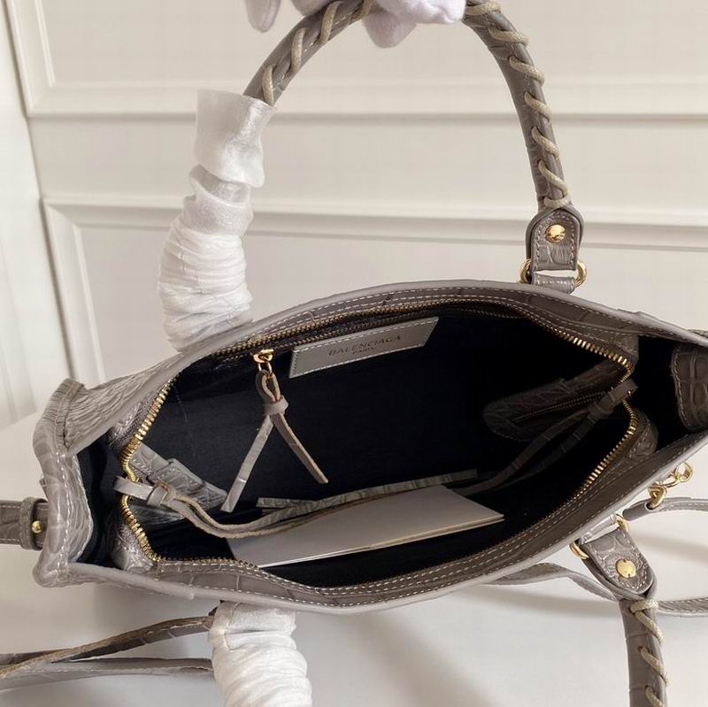 Balenciaga 021 30X19X11cm WM (5)