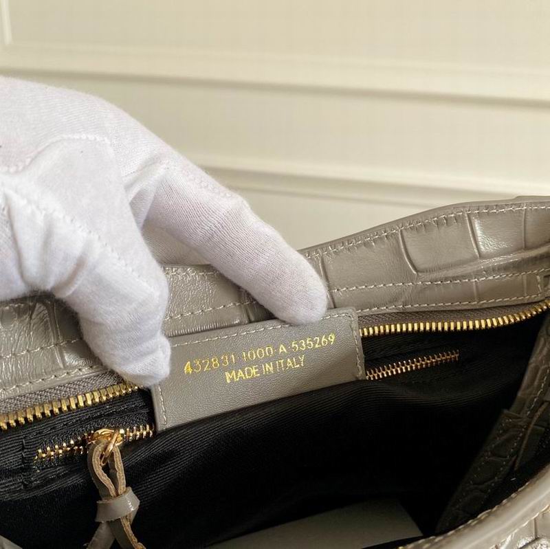 Balenciaga 021 30X19X11cm WM (9)