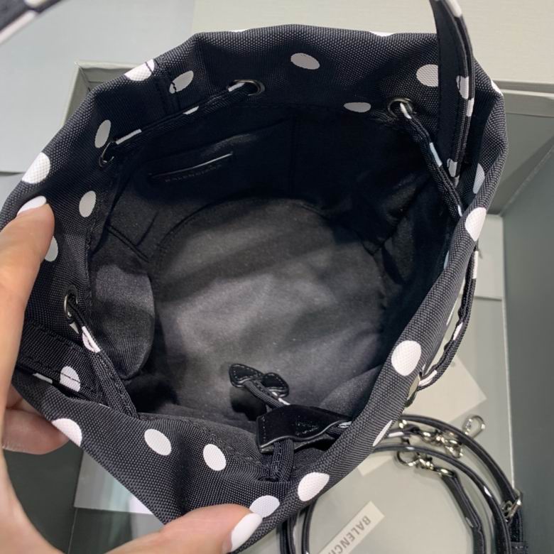 Balenciaga 15x15x18cm FY 10 (6)