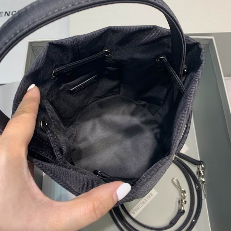 Balenciaga 15x15x18cm FY 11 (6)