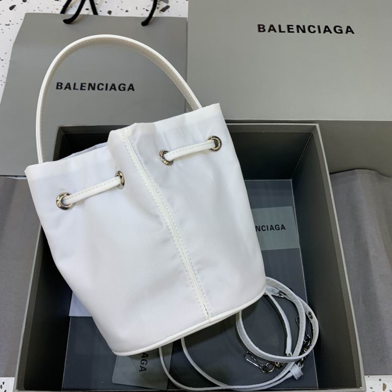 Balenciaga 15x15x18cm FY 2 (2)