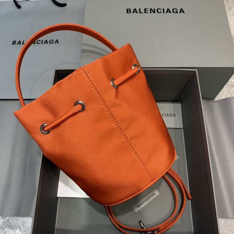 Balenciaga 15x15x18cm FY 9 (2)