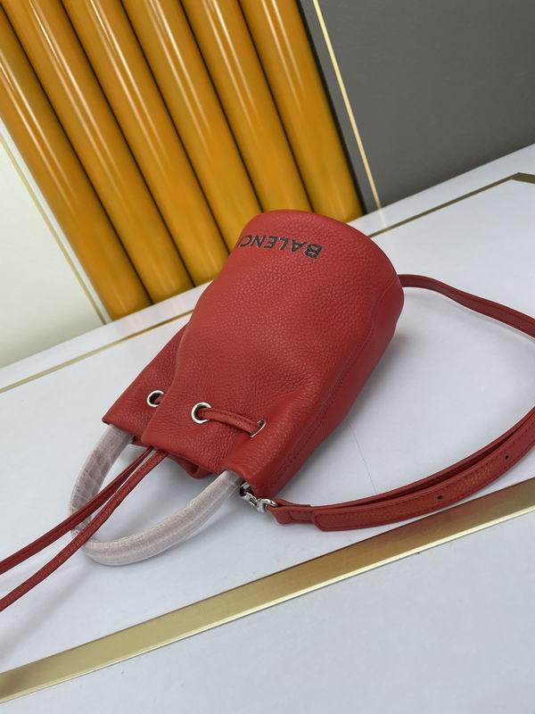 Balenciaga 15x23x15cm ww (6)